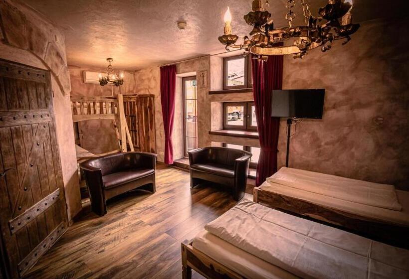 Familjerum, Vaya Casa