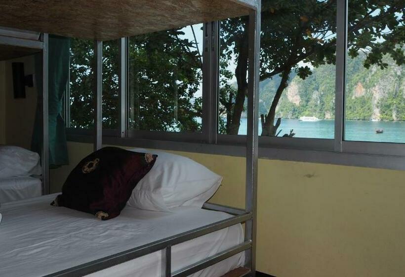 공동 객실, Chaokoh Phi Phi Hostel