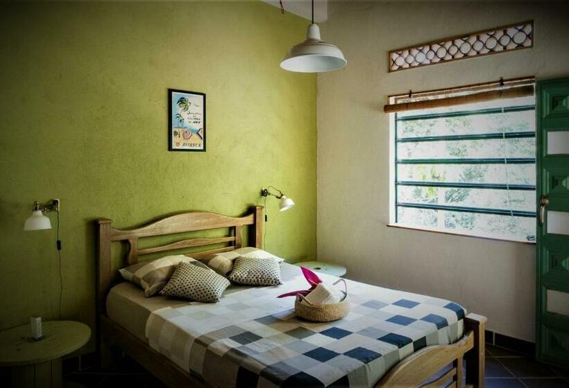 غرفة ديلوكس مزودة بشرفة, Finca Hostal Bolivar   Casa Maracuya