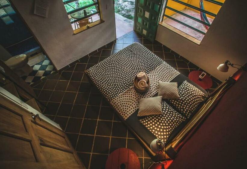 Номер Deluxe с Балконом, Finca Hostal Bolivar   Casa Maracuya