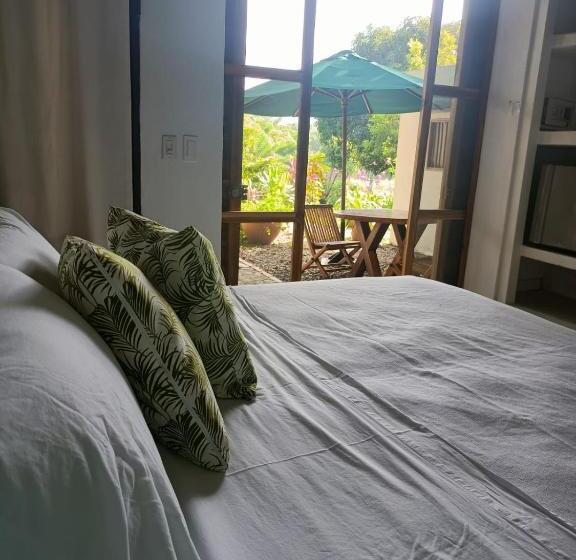 اتاق استاندارد با چشمانداز باغ, Aite Eco Resort