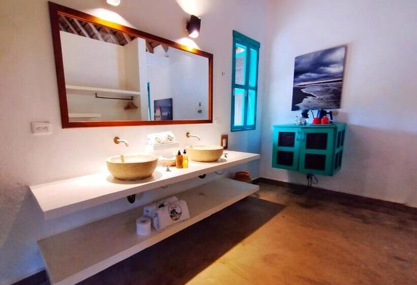 بانگلوی لوکس, Aite Eco Resort