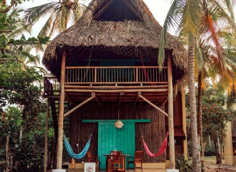 بانگلوی سوپریور, Aite Eco Resort