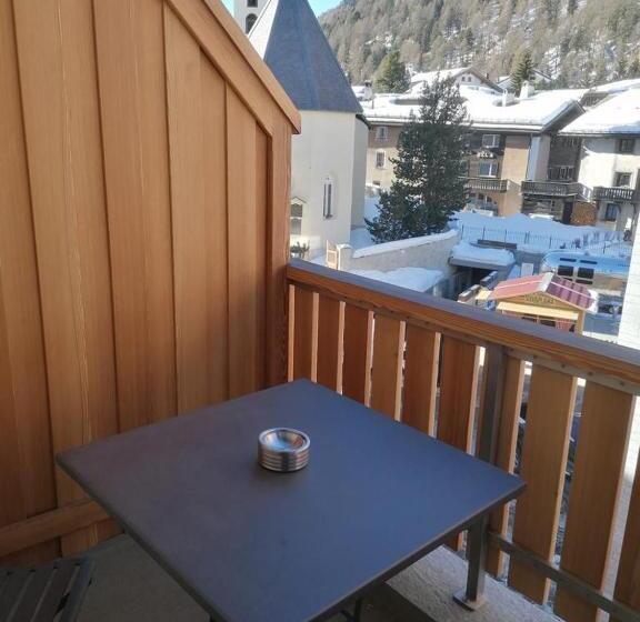 家庭间, Arsa Lodge Silvaplana