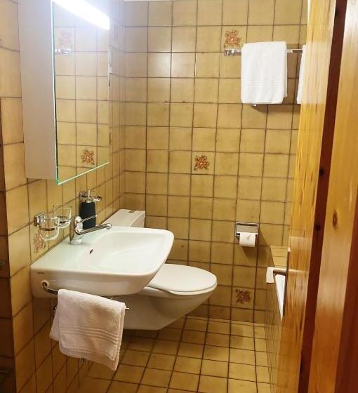 高级家庭房间, Arsa Lodge Silvaplana