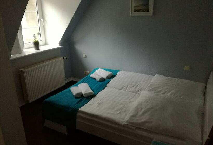 스탠다드 룸, Basalt Hotel Restaurant Lounge