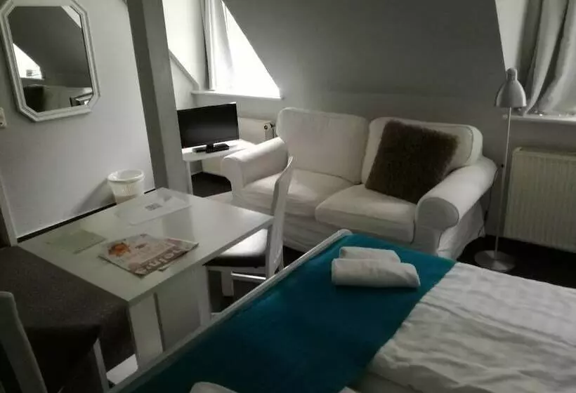 ベーシックルーム, Basalt Hotel Restaurant Lounge