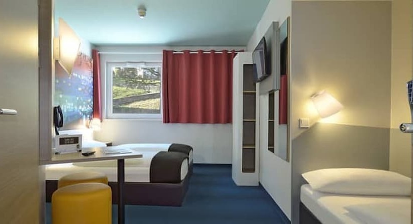 标准三人间, B&b Hotel Passau