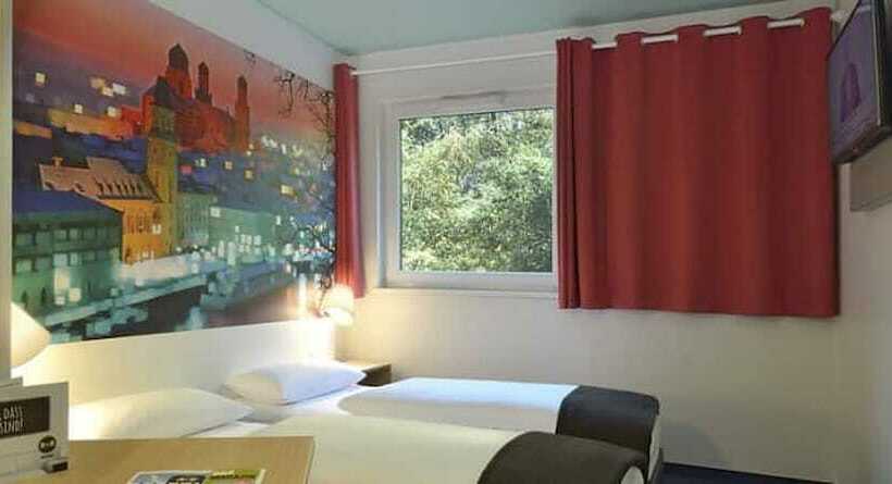 Номер Стандарт, B&b Hotel Passau