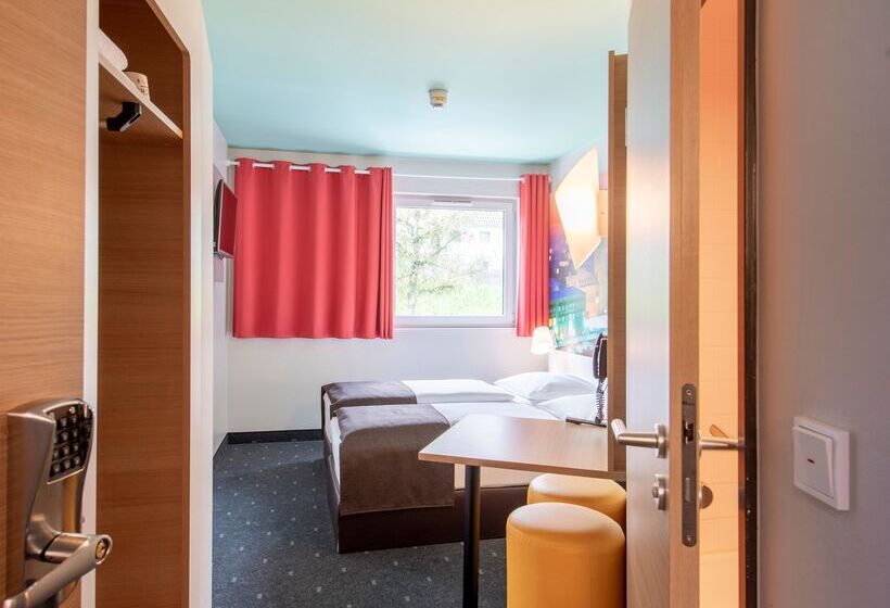 Номер Стандарт, B&b Hotel Passau