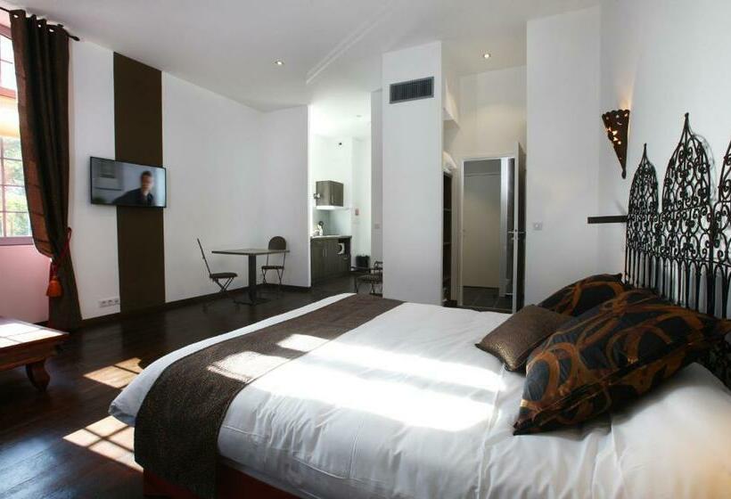 キングサイズベッドのスタンダードルーム, Domaine De L'esperon