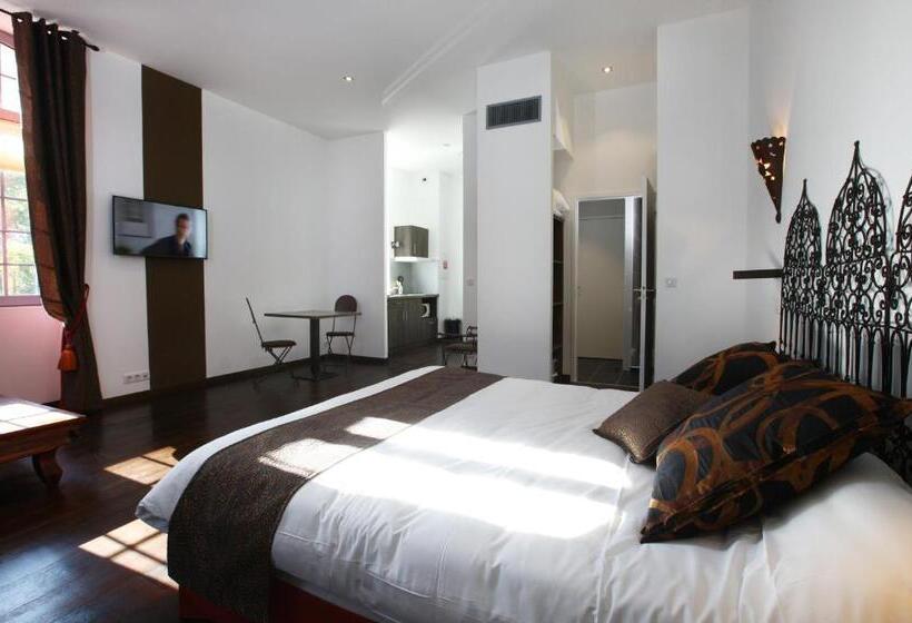 キングサイズベッドのスタンダードルーム, Domaine De L'esperon