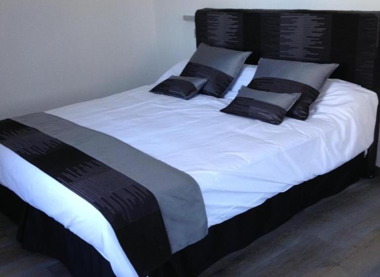 キングサイズベッドのスタンダードルーム, Domaine De L'esperon