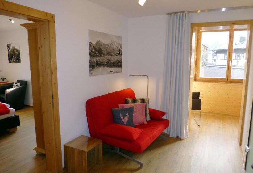 اتاق سوپریور با چشم‌انداز, Engel