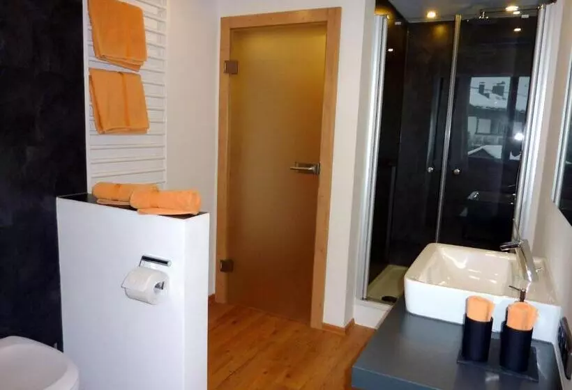 Quarto Deluxe Vista Montanha, Engel