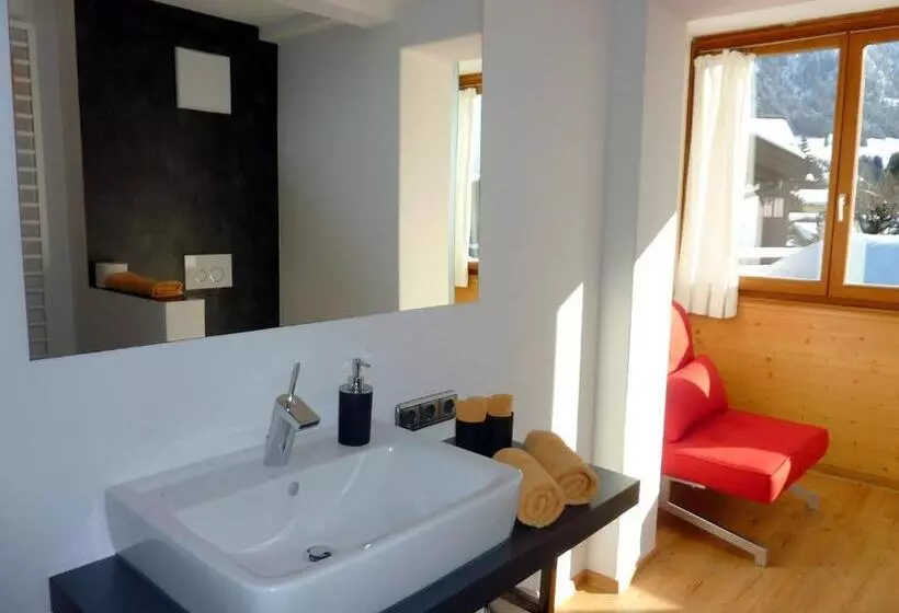 Quarto Deluxe Vista Montanha, Engel