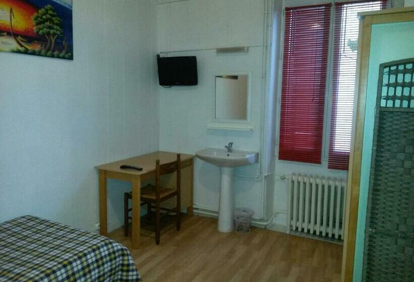 标准单人间, Le Tram