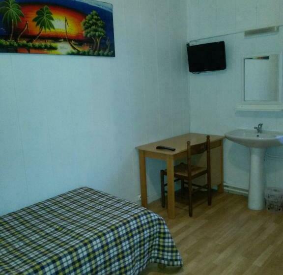 标准单人间, Le Tram