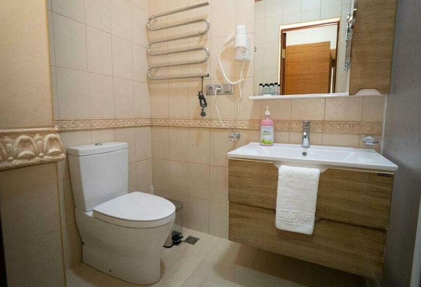 اتاق سوپریور, Leon Boutique