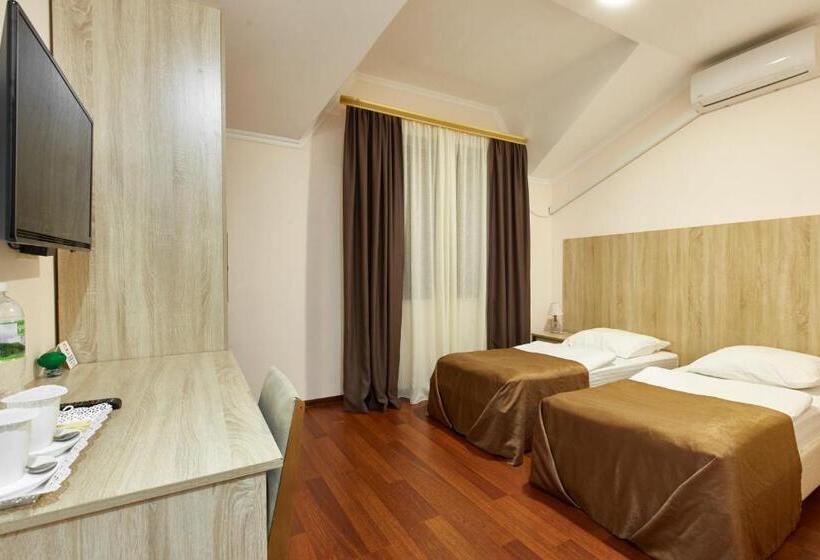 اتاق استاندارد, Leon Boutique