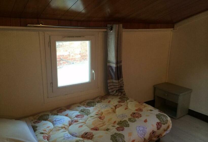 Семейный Номер, Restaurant Tokyo