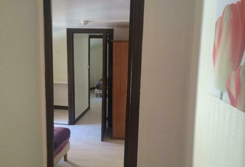 Семейный Номер, Restaurant Tokyo