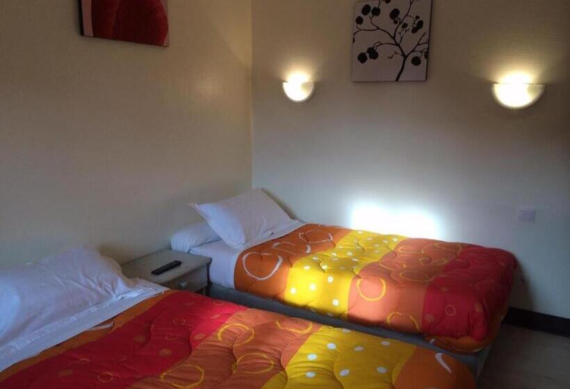 Номер Стандарт, Restaurant Tokyo