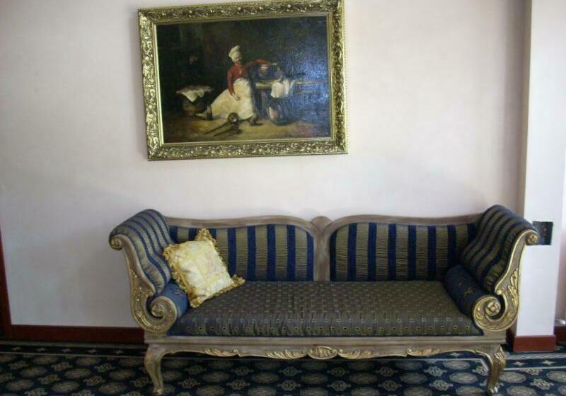 标准间带阳台, Royal