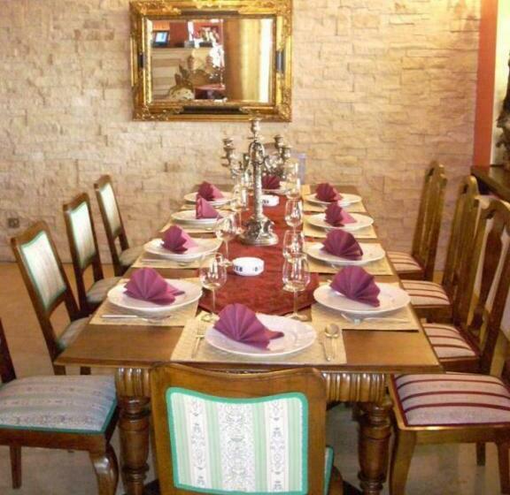 标准间带阳台, Royal