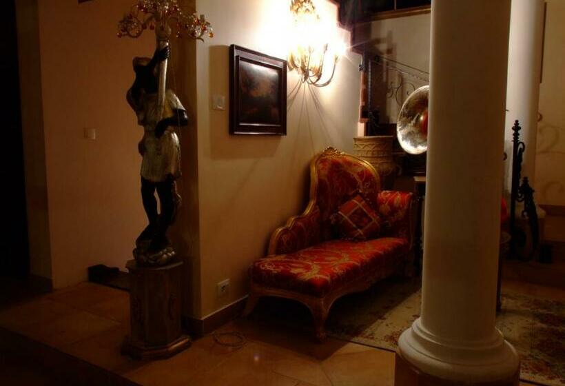 标准间带阳台, Royal