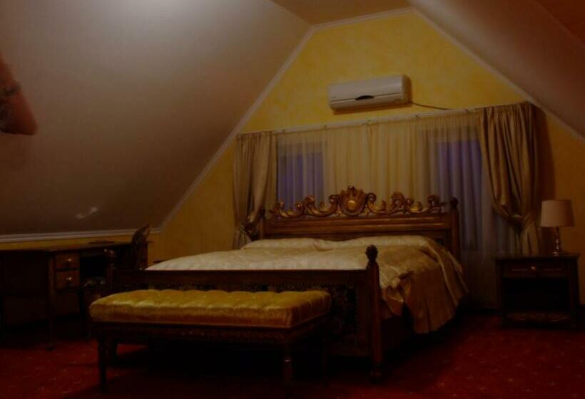 标准间带阳台, Royal