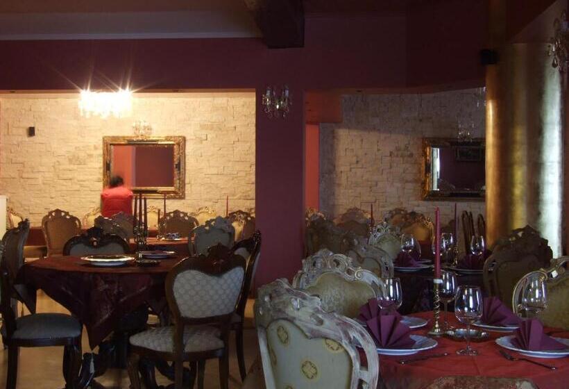 标准间带阳台, Royal