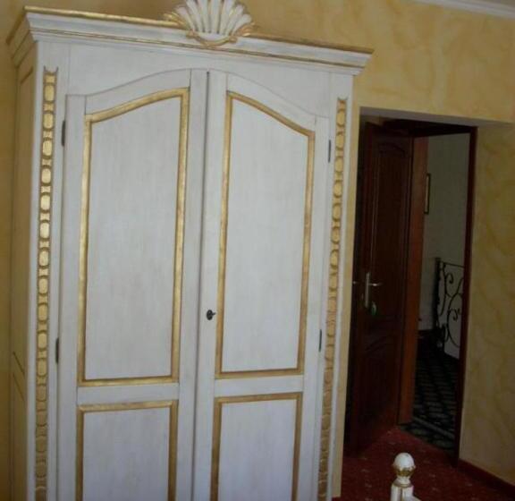 标准间带阳台, Royal