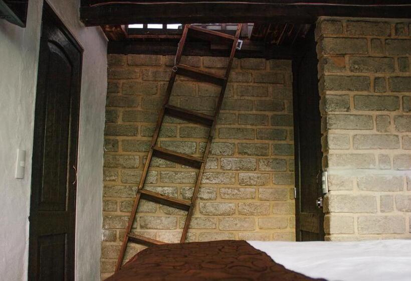 ファミリールーム, Boutique Samay