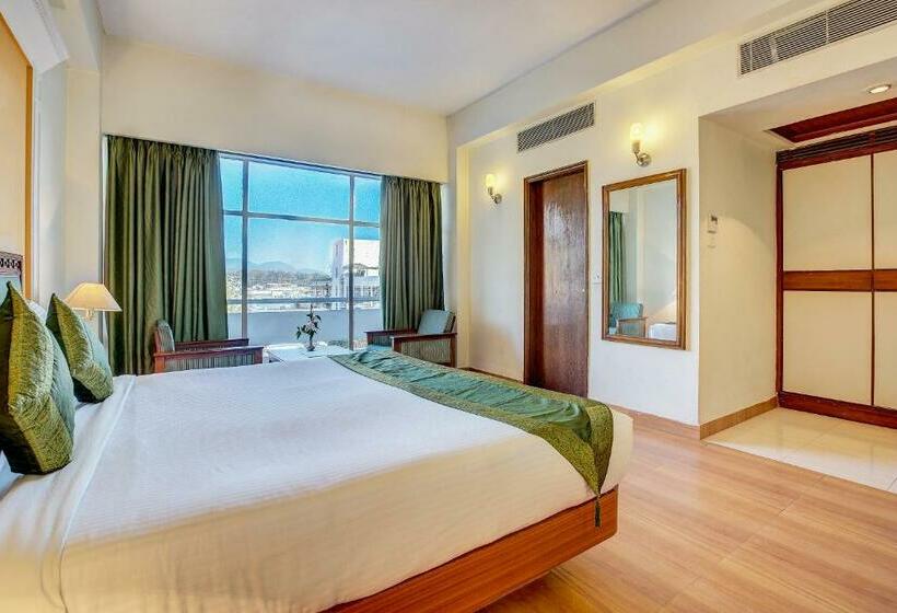 Номер Deluxe, Ajanta Continental