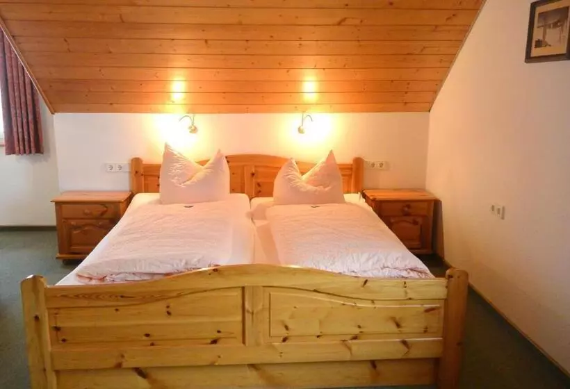 ２ベッドルームアパートメント, Zum Löwen   Unteres Wirtshaus