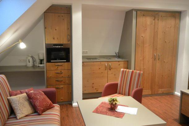 Estúdio Standard, Zum Löwen   Unteres Wirtshaus