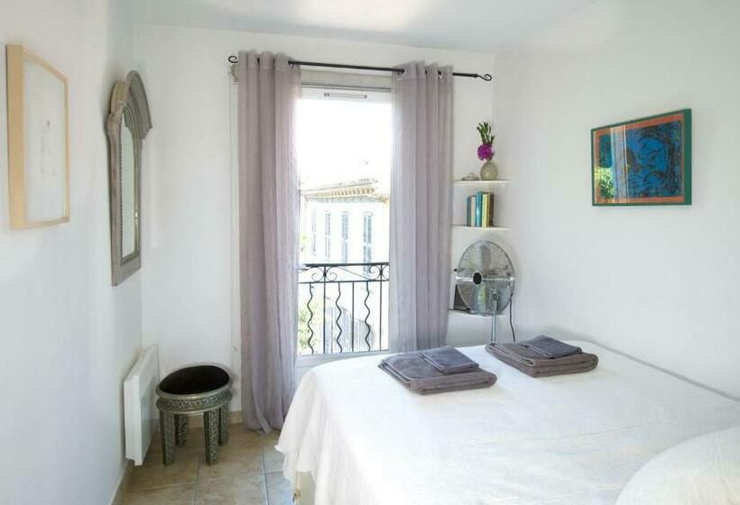 اتاق استاندارد, Rue Sade Bed & Breakfast