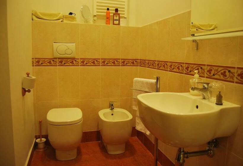 اتاق استاندارد با بالکن, B&b Beatrice