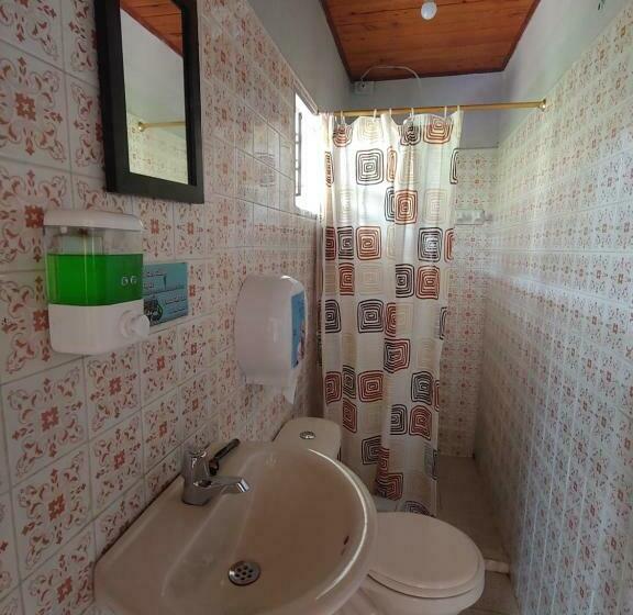 공동 객실, Casa Kayam Hostal Y Residencia Artística