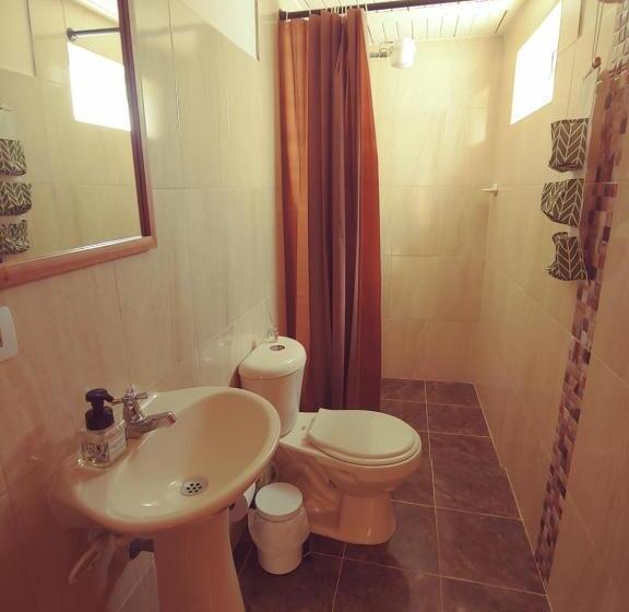 标准间带阳台, Casa Kayam Hostal Y Residencia Artística