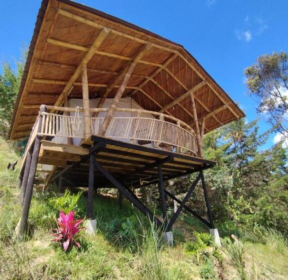 高级洋房, Casa Kayam Hostal Y Residencia Artística