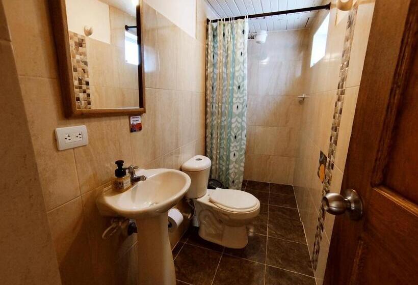스탠다드 발코니 룸, Casa Kayam Hostal Y Residencia Artística