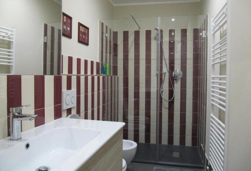 غرفة قياسية فردية حمام مشترك, Al Porta Susa B&b