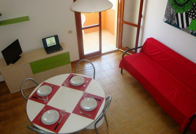 آپارتمان 2 خوابه با چشمانداز دریا, Aurora Residence