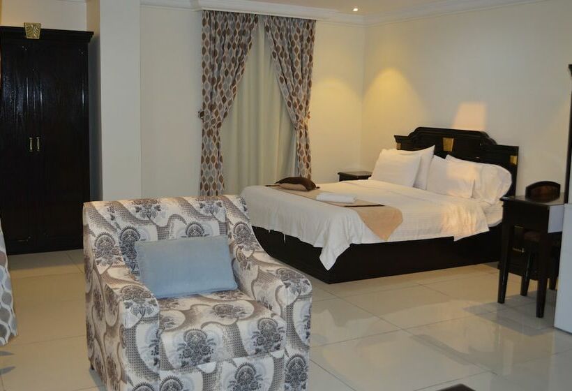 إستوديو قياسى, Bazil  Suites