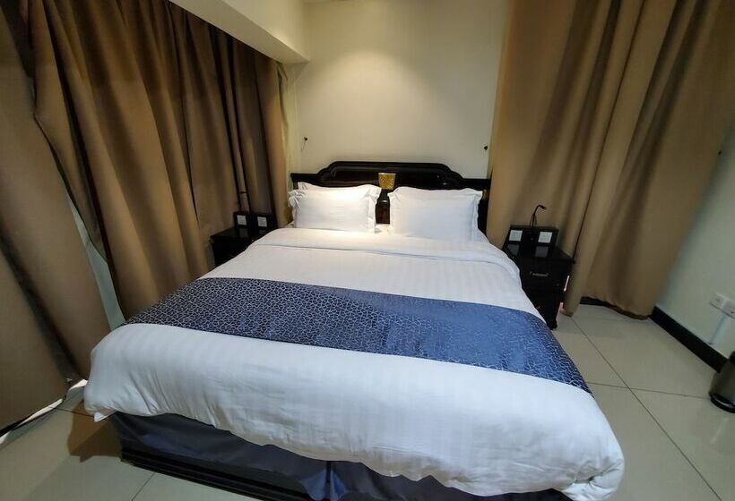 إستوديو قياسى, Bazil  Suites