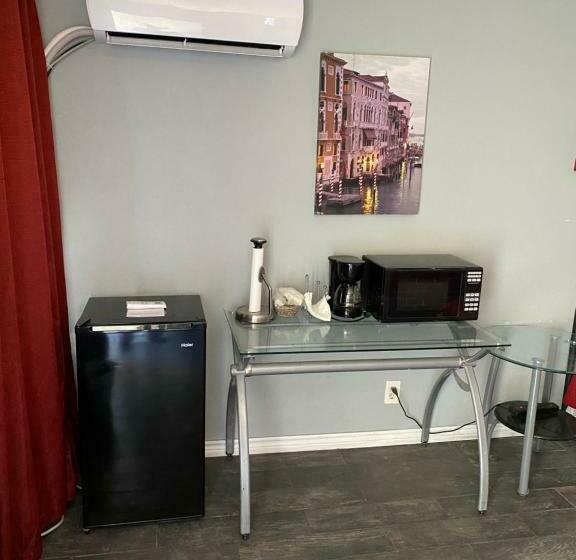 غرفة قياسية مطلّة علي البحر, Capri Beach