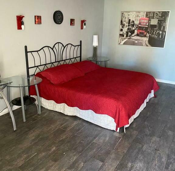 غرفة قياسية مطلّة علي البحر, Capri Beach