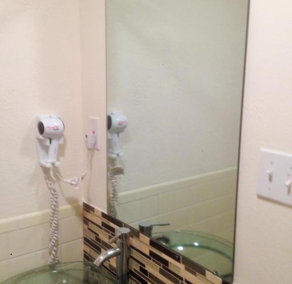 غرفة قياسية, Capri Beach